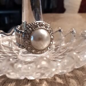 Paparazzi Silver Pearl Ring